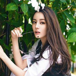 娱乐圈新剧爆料女主是谁,神秘女主角曝光！娱乐圈新剧引期待  第1张